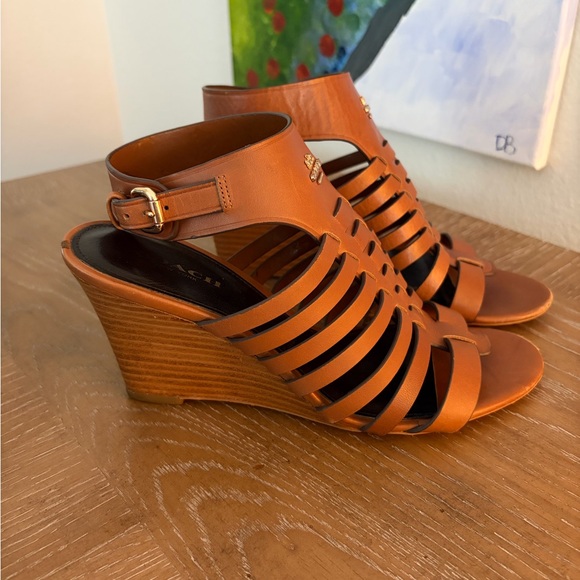 Coach Women's Brown Strappy Sandals - Picture 3 of 7
